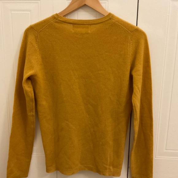 Ellen Tracy 100% cashmere sweater small - Picture 3 of 3